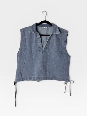 My Jewelry Denim Sleeveless Cropped V Neck Top (J)